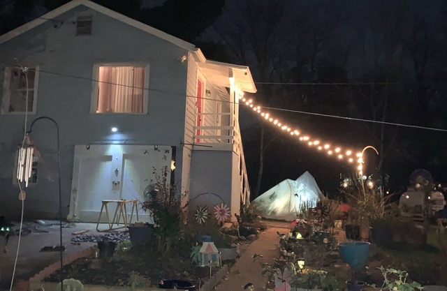 cozy cottage on half acre garden walking distance to edgewood shopping district
