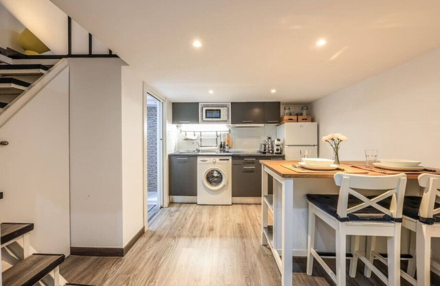 Cozy & Discreet Apartment in Madrid