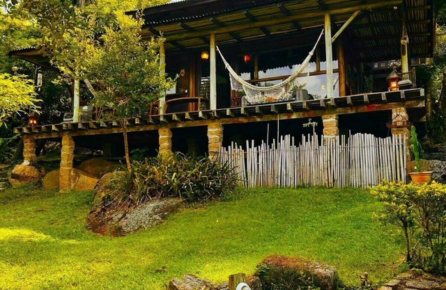 Cozy Eco House in the middle of the Atlantic Forest of Florianópolis