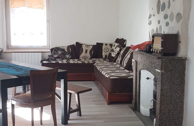 Cozy apartment in the mountains, unlimited skiing and cycling