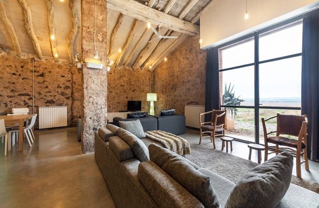 Cozy Fraga Country Escape
