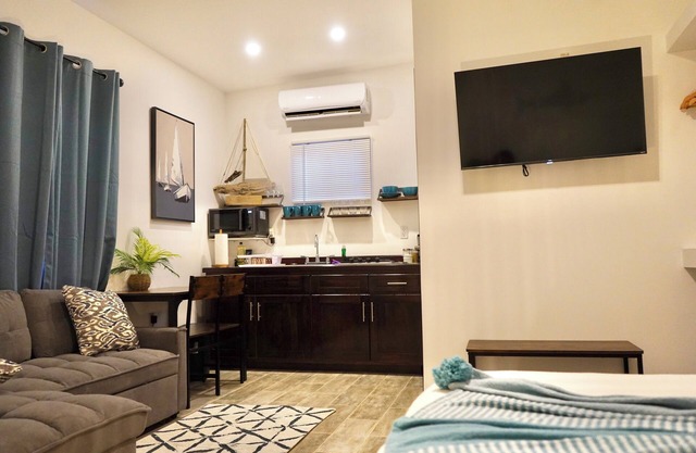 Cozy Guess House near ocean- Swordfish Villa