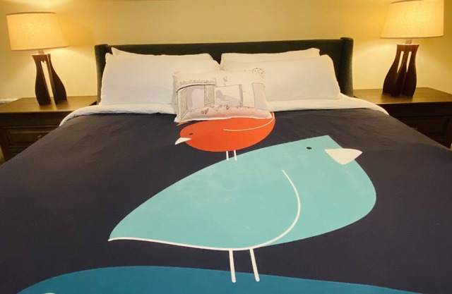 Cozy Guest Suite near PSU/OHSU+FreeParking+KingBed