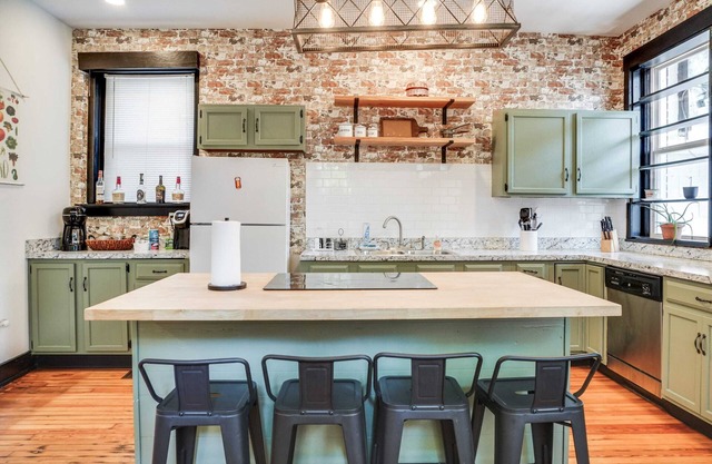 Cozy Home By Downtown&Nulu|Private Backyard/Patio
