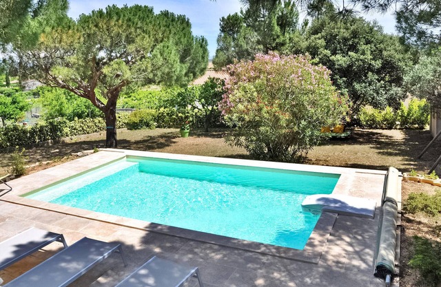 Cozy home in Rochefort Du Gard