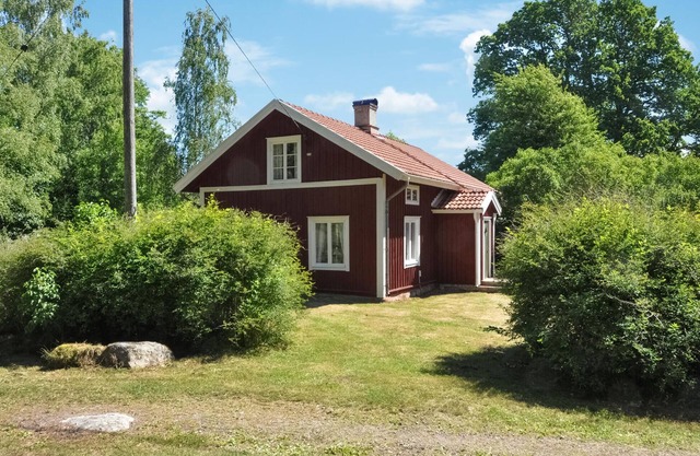 Cozy home in Kristinehamn with WiFi