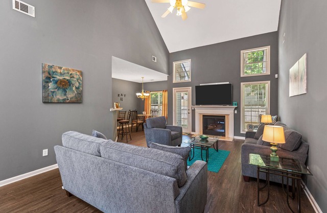 Cozy Home mins from Atlanta Airport and Downtown