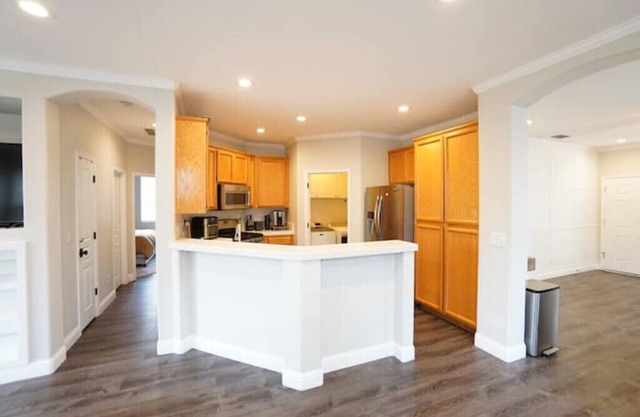 Cozy Home Near Downtown Sacramento