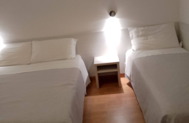 Cozy Hotel Triple Room breakfast included