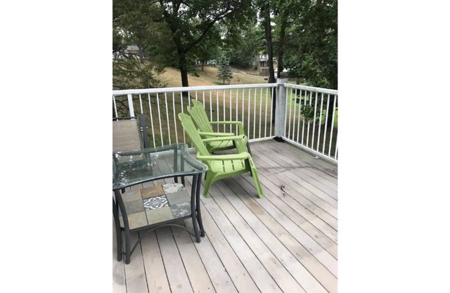 Cozy lake view home-family friendly