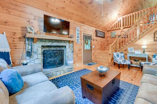 Cozy Maggie Valley Cabin with Fireplace and Deck