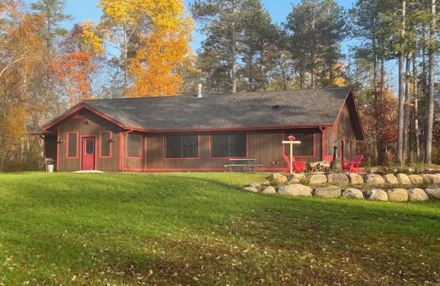 Cozy, modern cabin set on an exceptionally private and peaceful river bend.