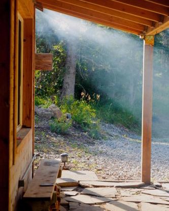 Cozy Nature Retreat Cabin with Fireplace