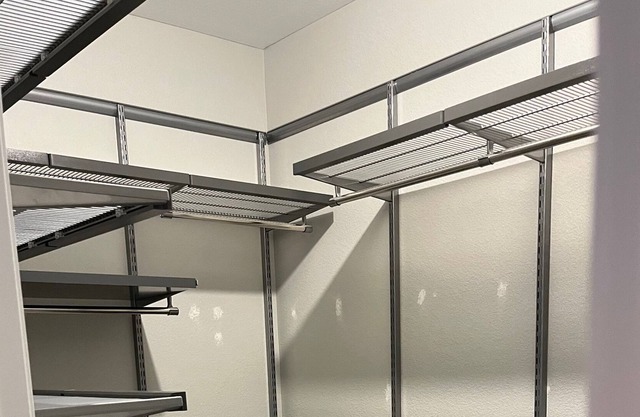 Cozy, New Condo minutes from Buckley Space Force
