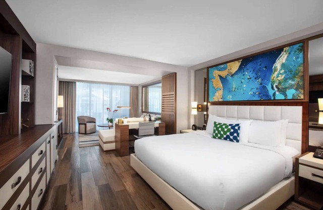 Cozy Oasis in a Luxury Hotel w/Daily Cleaning