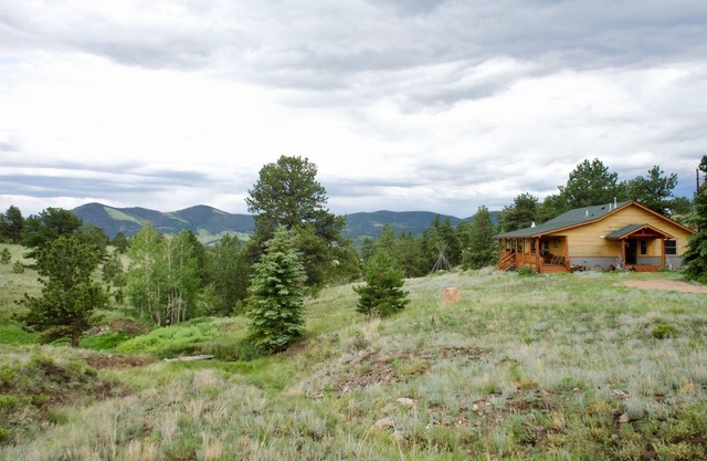 Cozy & Private Cabin on 35 Acres with Pond