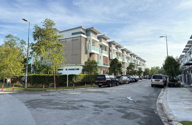 Cozy Private Pool Villa Puchong South up to 25 Pax