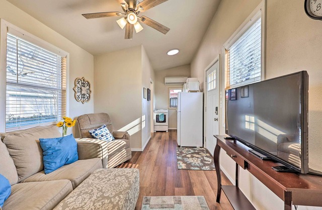 Cozy Rogers Home w/Patio, Near Downtown!