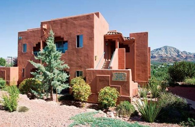 Cozy Sedona resort with beautiful views! Come relax at the Sedona Summit!