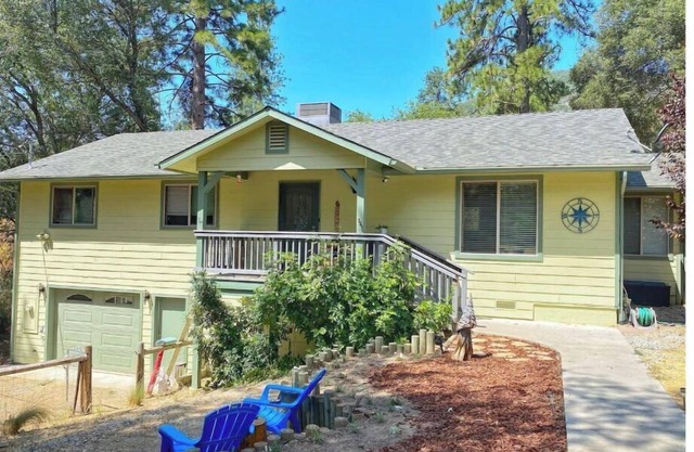 Cozy Seven Pines Cottage - 3br 2bath - Yosemite & Bass Lake - forest home base