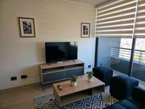 Cozy Stadium Retreat 1BR Nunoa Getaway for 3