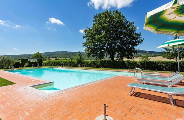 Cozy Stay With Scenic Views