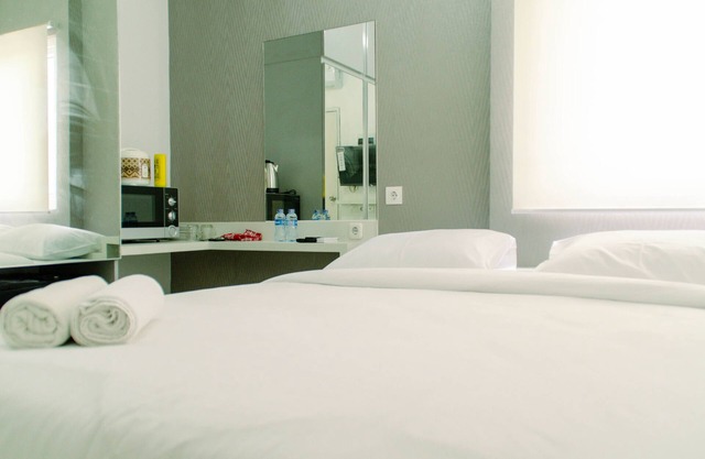 Cozy Studio Apartment At Aeropolis Residence Near Cgk Airport