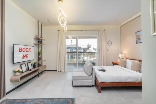 Cozy Studio Apartment Near Miracle Garden