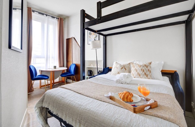 Cozy Studio for 2 in Le Marais