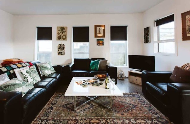 Cozy Studio Near New Plymouth Beaches
