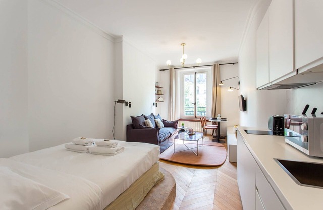 Cozy Studio Retreat in the Heart of Paris - Madeleine Opera
