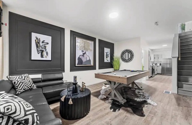 Cozy & Stylish/Pool Table & Funnn
