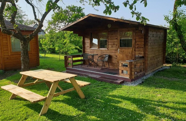 Cozy Summer House with Free Parking near City Center & Beach