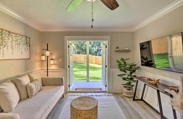 Cozy Tallahassee Apartment w/Spacious Yard!