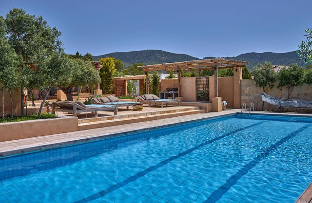 Cozy three bedroom villa with Es Vedra views!