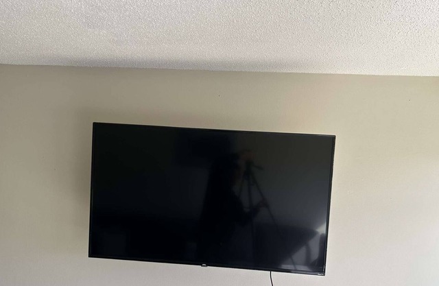 Cozy Uptown 2bed 1bath apt