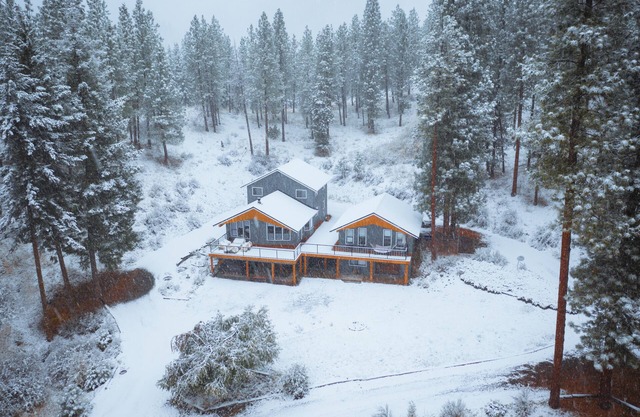 Cozy Wooded Cabin in Leavenworth