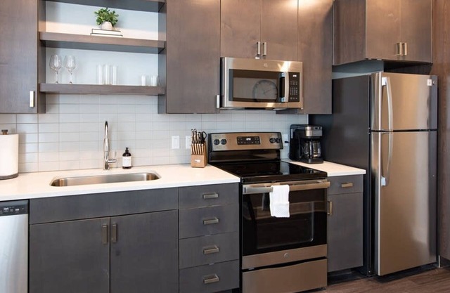 Cozysuites l Modern 1BR in Downtown Cincinnati