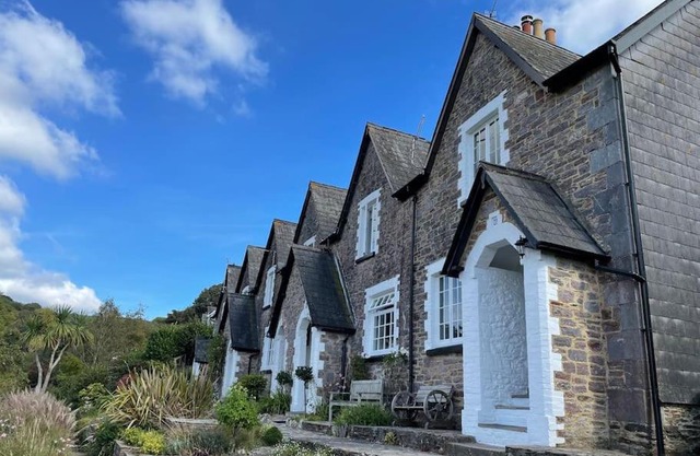 Creekside Cottage 6 Church Park Kingswear