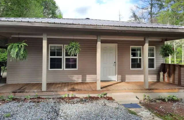Creekside Garage