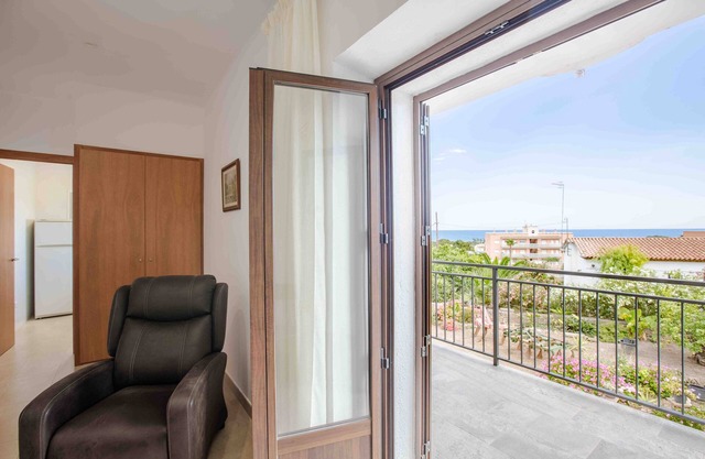 Creixell Sea Views by MarCalma