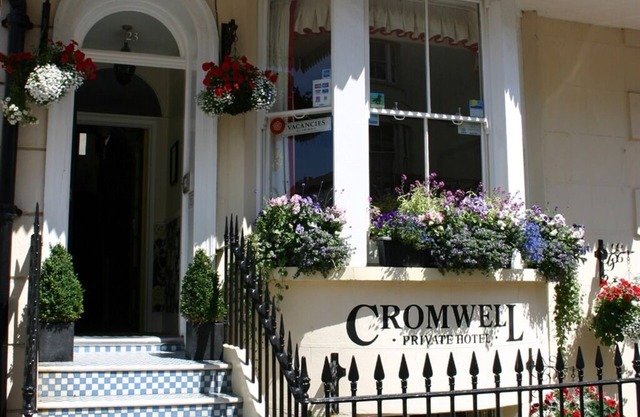 Cromwell House