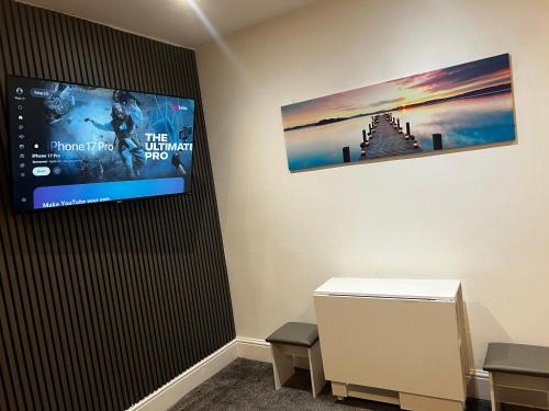 Crosby Marina Apartment