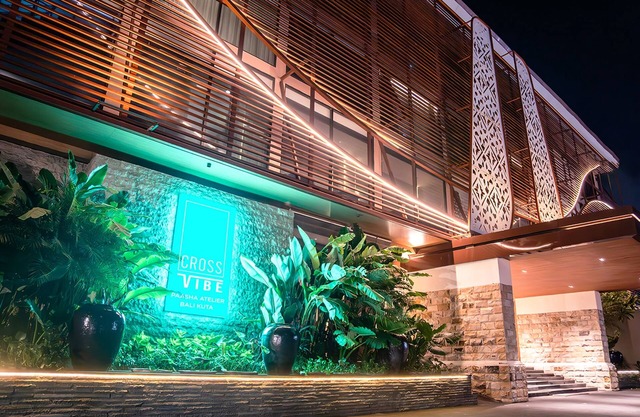 Cross Vibe Paasha Atelier Bali Kuta