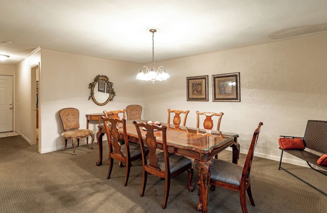 Crown Resorts Lake Tansi East 3 Bedroom, 2 Bathroom Condo w/ 2 Queen, 2 Twins