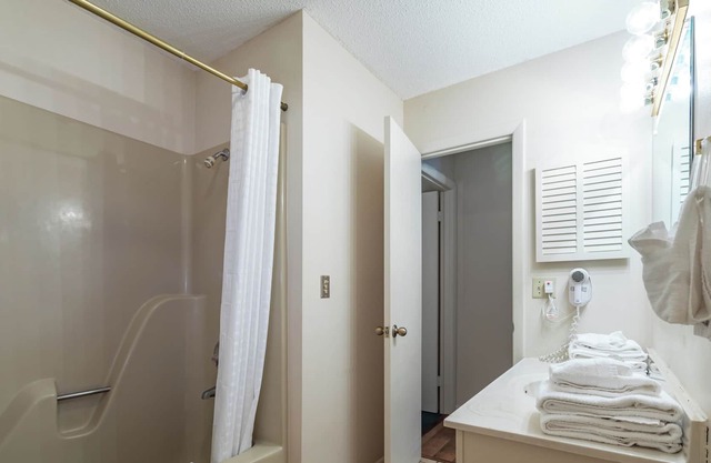 Crown Resorts Lake Tansi East Large 1BR Condo w/2 Queen Beds