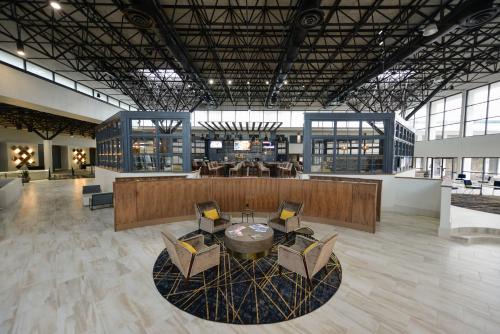 Crowne Plaza Jacksonville Airport I-95N by IHG