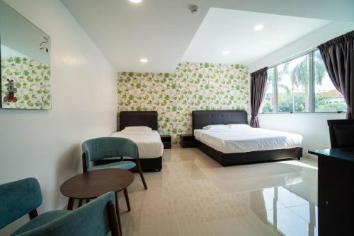 Crystal Garden Hotel - Tasik Selatan