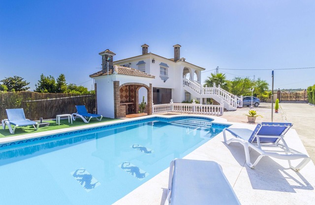 Cubo's Villa Gertrudis. Air conditioning, private pool, wifi.