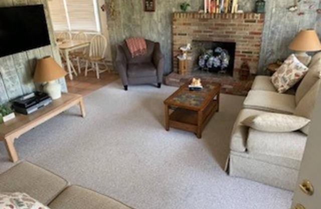 Cute 4 bedroom Bayside home located in Barnegat Light!